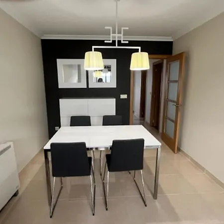 Piso Amplio Centrico En Con Parking Privado Apartman